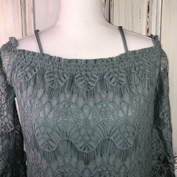Faith & Flowers Lace Off  Shoulder 3/4 Length Sleeve Dress Size M - Picture 2 of 8